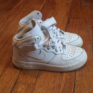 White Nike AF1 Air Force 1
